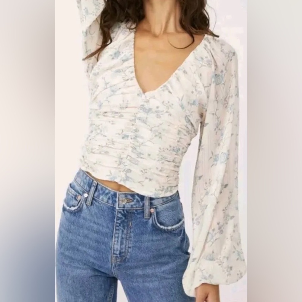 Free People Final Rose ruched blouse in Vintage Combo (ivory and blue) L